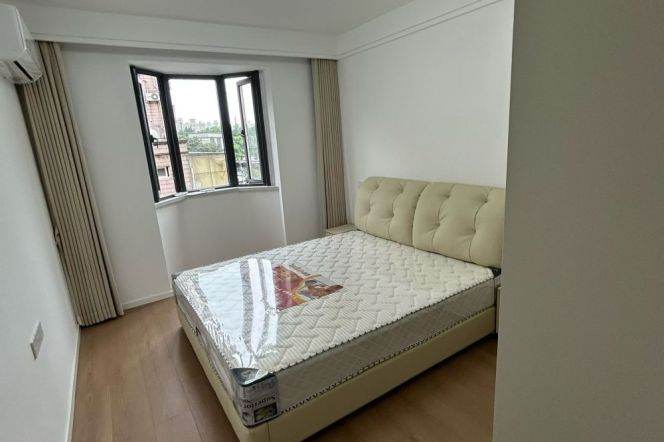 2BR Apartment near Zhongshan Park (L2/L3/L4)