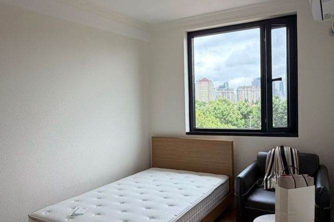 1BR Lane House near South Shaanxi Rd Metro (L1/L10/L12)