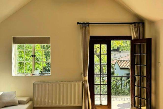Spacious 1BR Apartment in Old Xuhui with Terrace