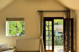 Spacious 1BR Apartment in Old Xuhui with Terrace