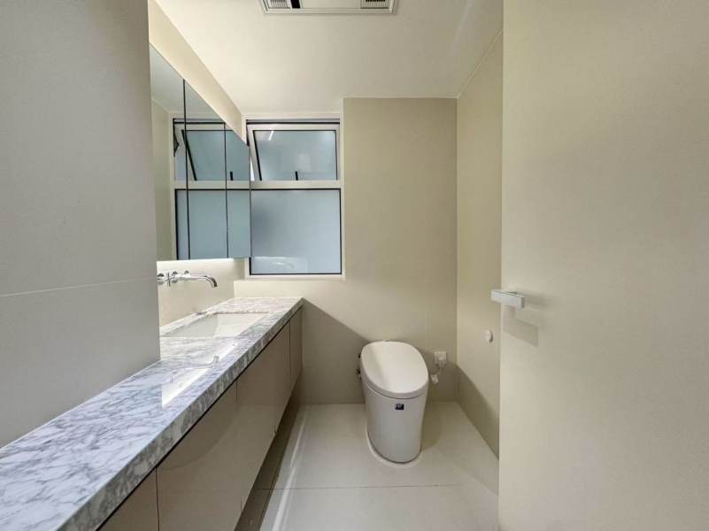 Housing image — Bathroom