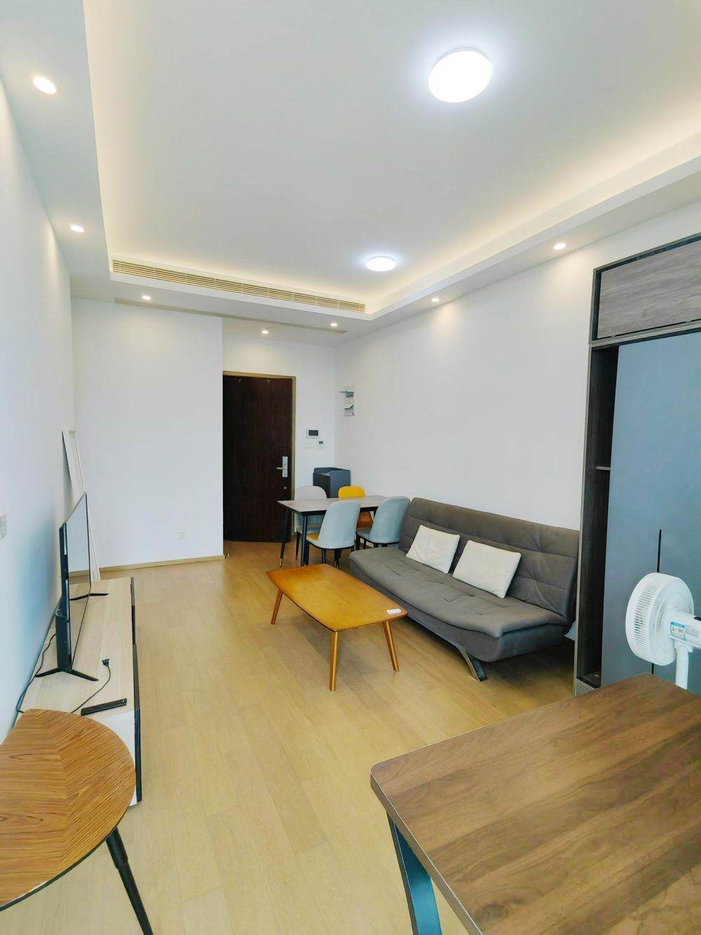Housing image — Living Room