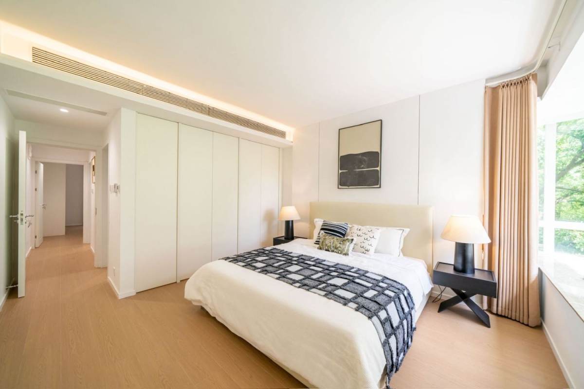 Housing image — Bedroom