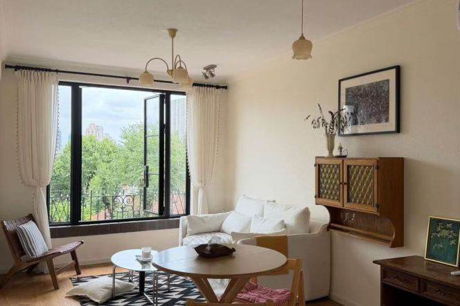 1BR Lane House near South Shaanxi Rd Metro (L1/L10/L12)