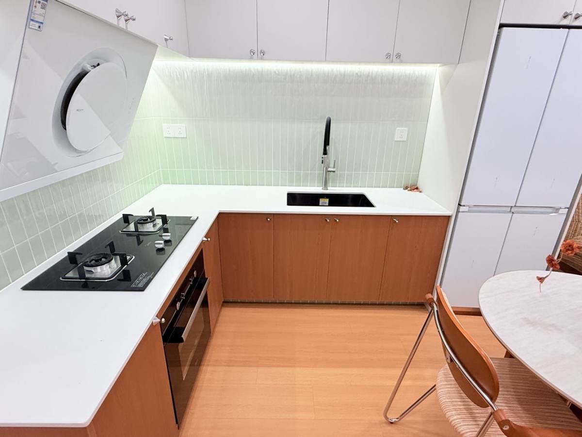 Housing image — Kitchen