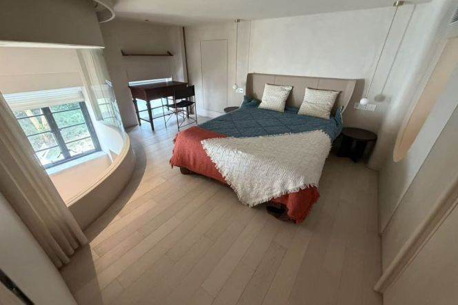 Spacious 2BR Apartment in Gubei
