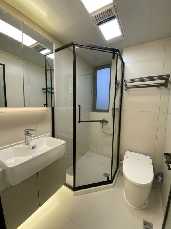 Housing image — Bathroom