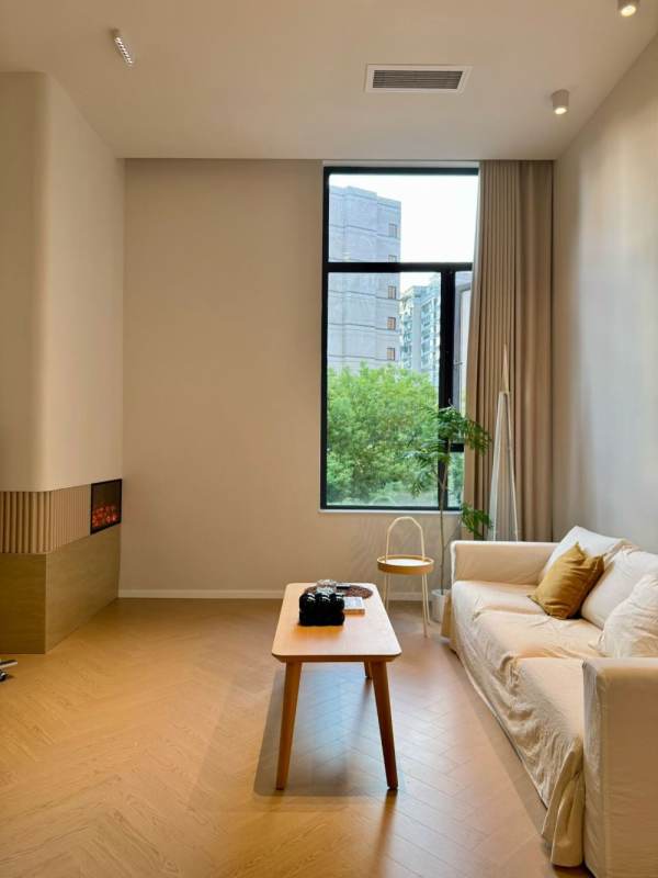Housing image — Living Room
