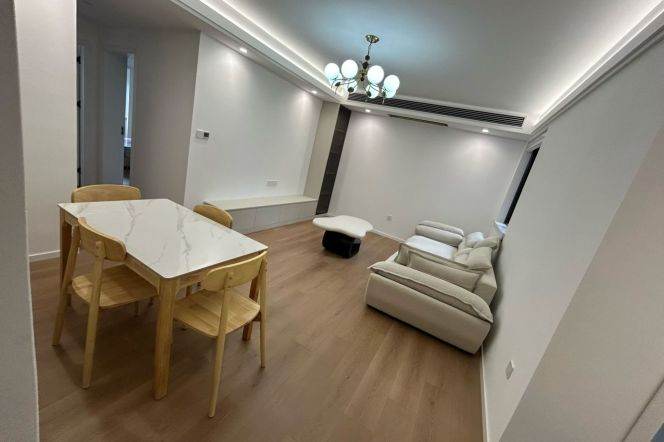 2BR Apartment near Zhongshan Park (L2/L3/L4)