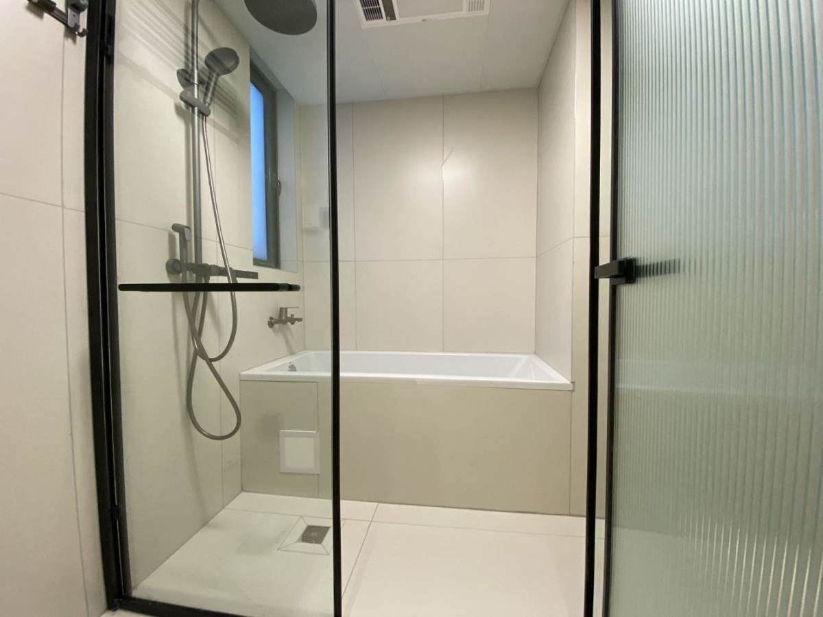 Housing image — Bathroom