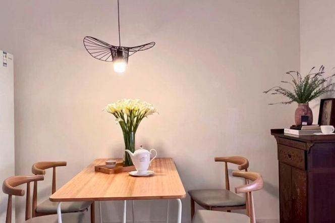 2BR Apartment in Jing'an (L7)