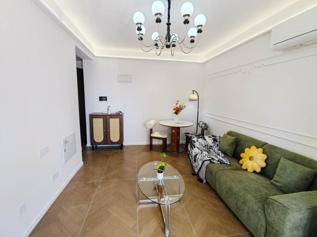 Housing image — Living Room