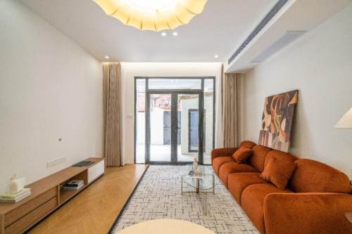 Housing image — Living Room