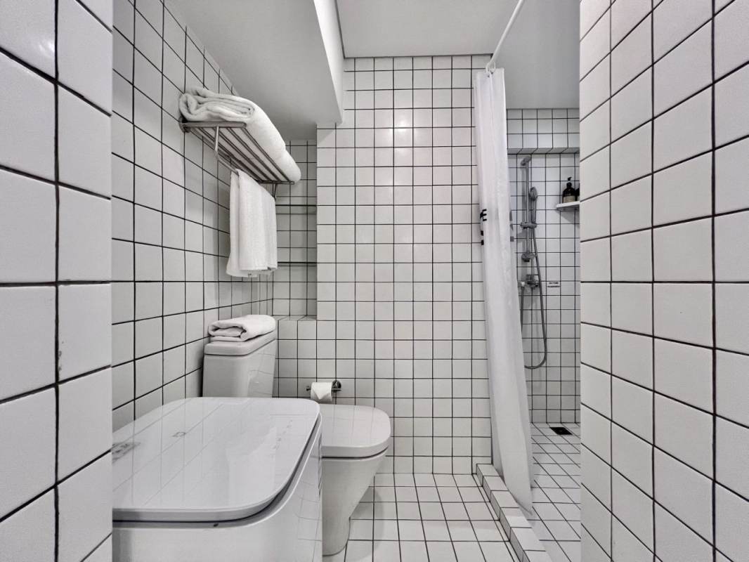 Housing image — Bathroom