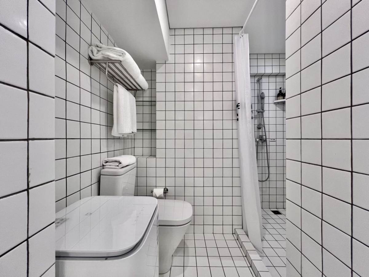 Housing image — Bathroom