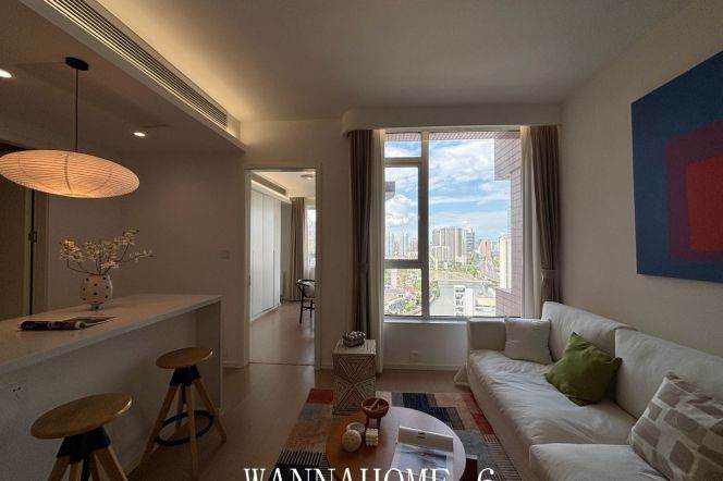 Spacious 1BR Apartment in Suzhou Creek North with River View (L13)