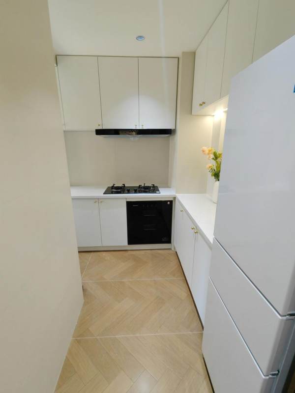 Housing image — Kitchen