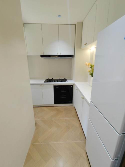 Housing image — Kitchen