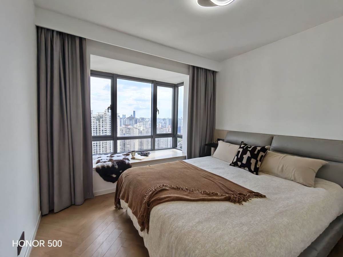 Housing image — Bedroom