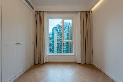 Housing image — Bedroom