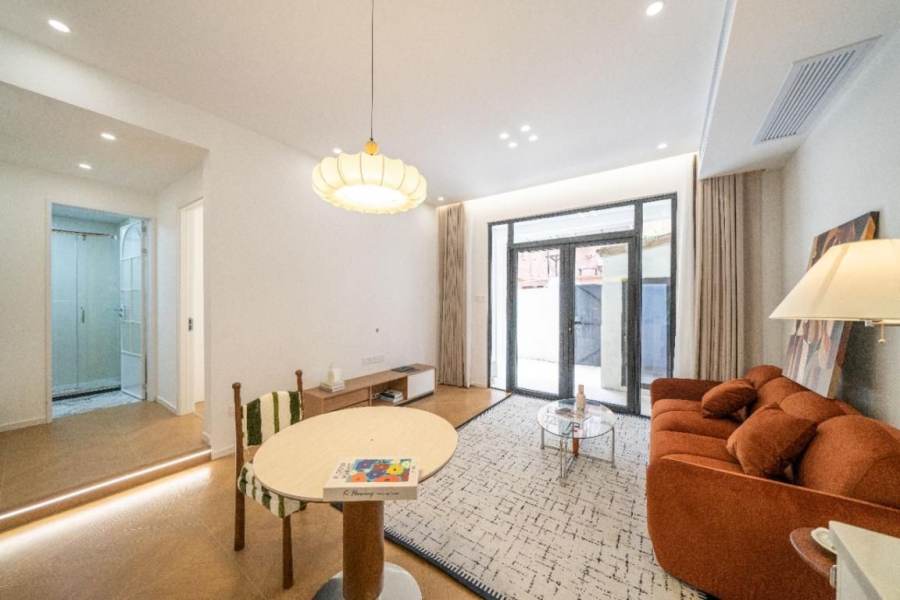Housing image — Living Room