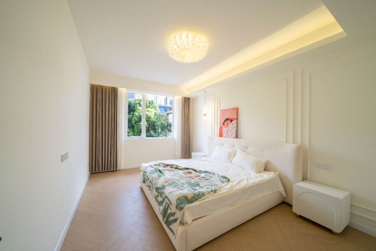 Housing image — Bedroom