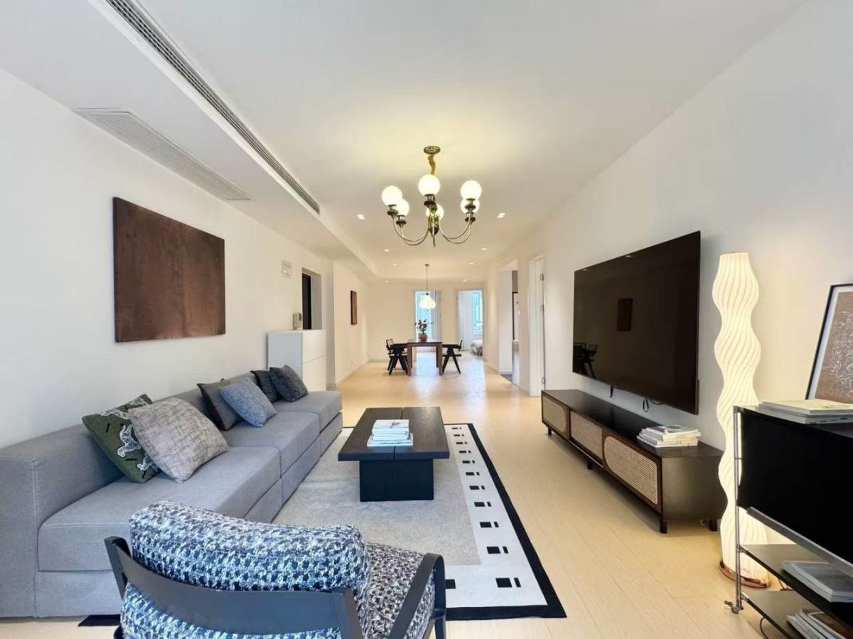Housing image — Living Room