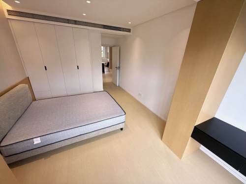 Housing image — Bedroom