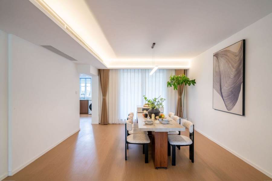 Housing image — Dining Area