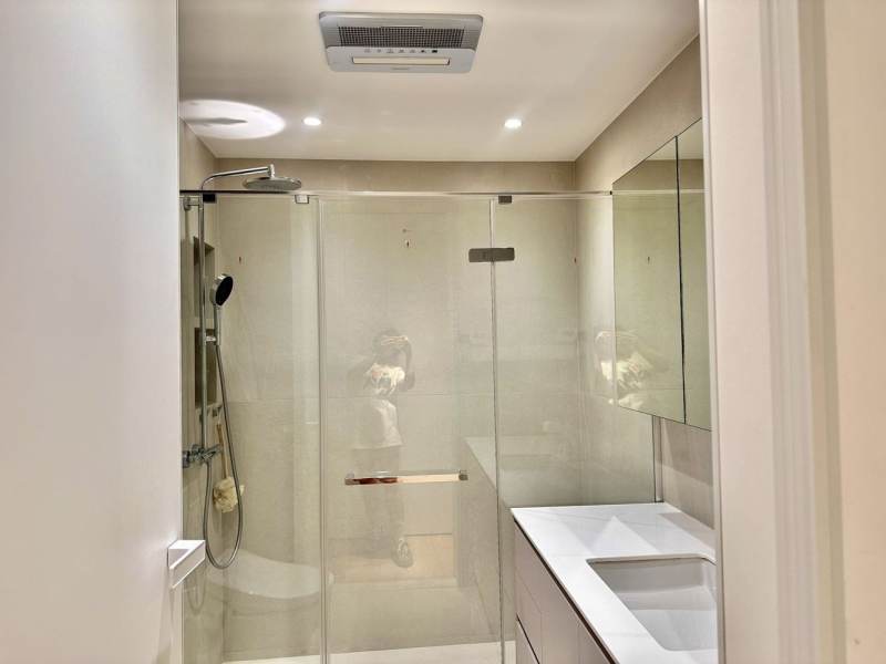 Housing image — Bathroom