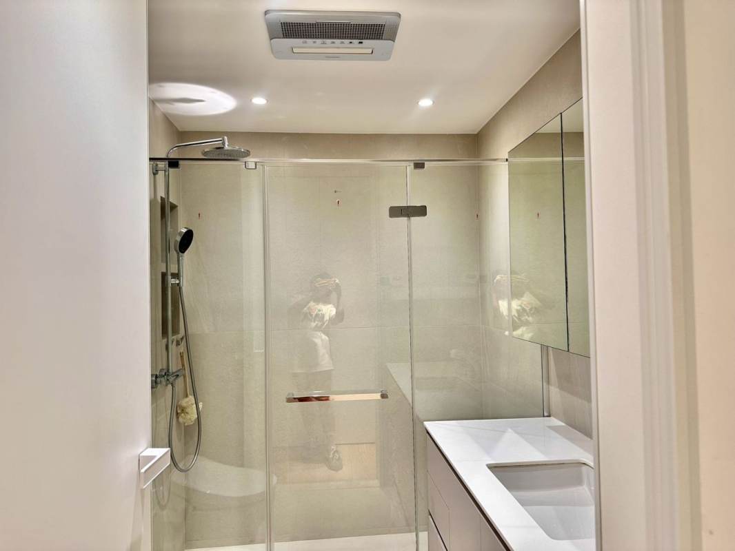 Housing image — Bathroom