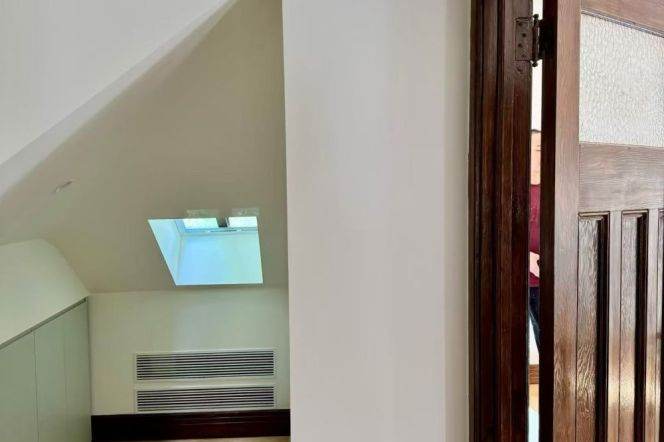 Spacious 1BR Apartment in Old Xuhui with Terrace
