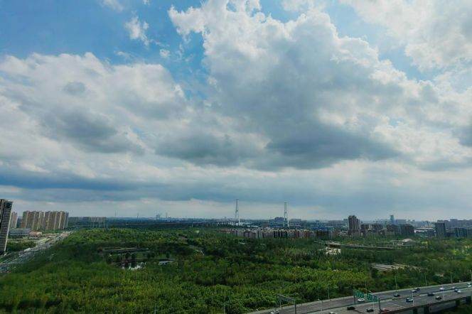 1BR Apartment near Oriental Sports Center Metro with River View (L6/L8/L11)