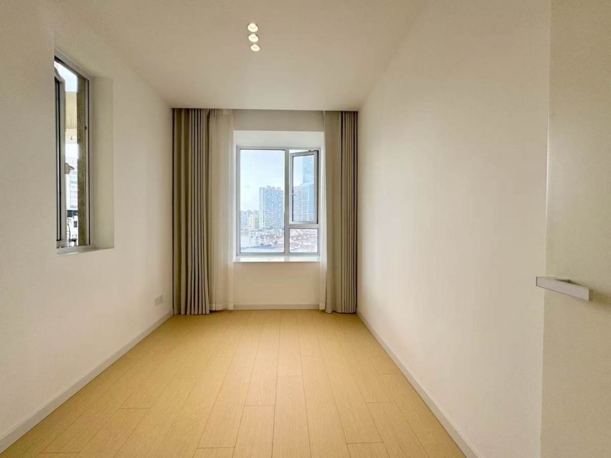 Housing image — Bedroom