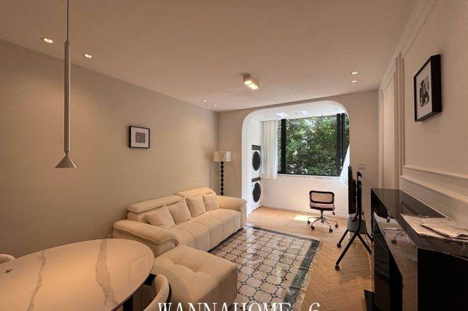 2BR Apartment at Shanghai Grand Plaza (Compound)