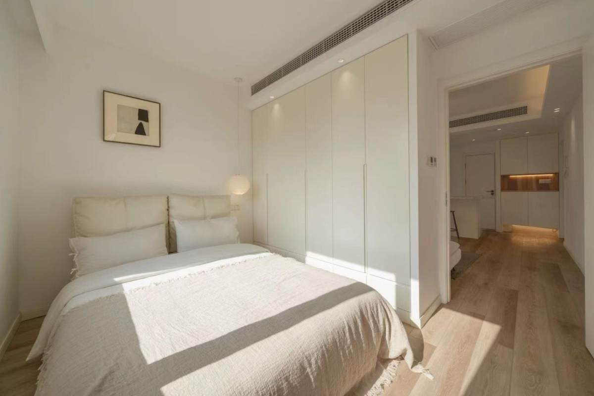 Housing image — Bedroom