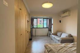 1BR Lane House in Old Xuhui (L9/L12)