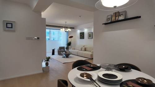 Housing image — Dining Area