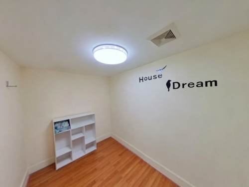 Housing image — Bedroom
