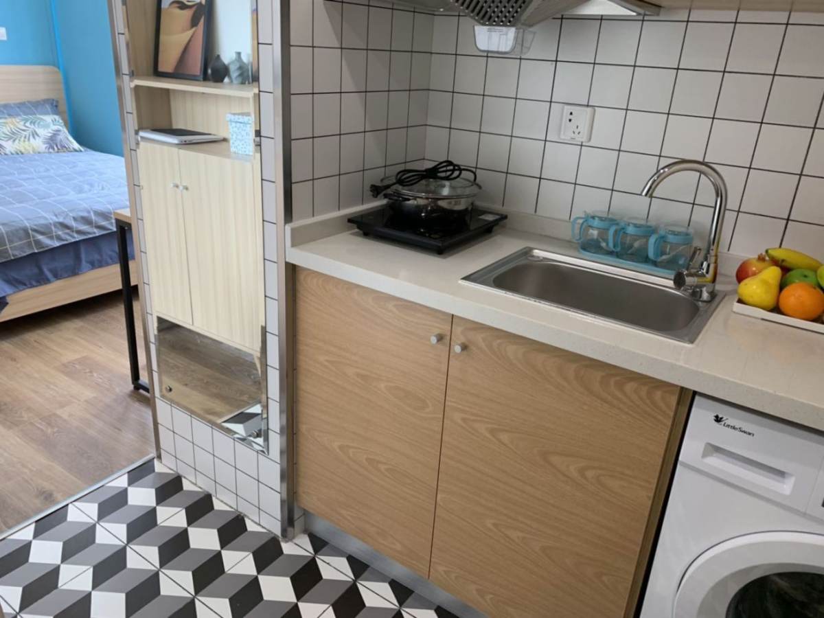 Housing image — Kitchen