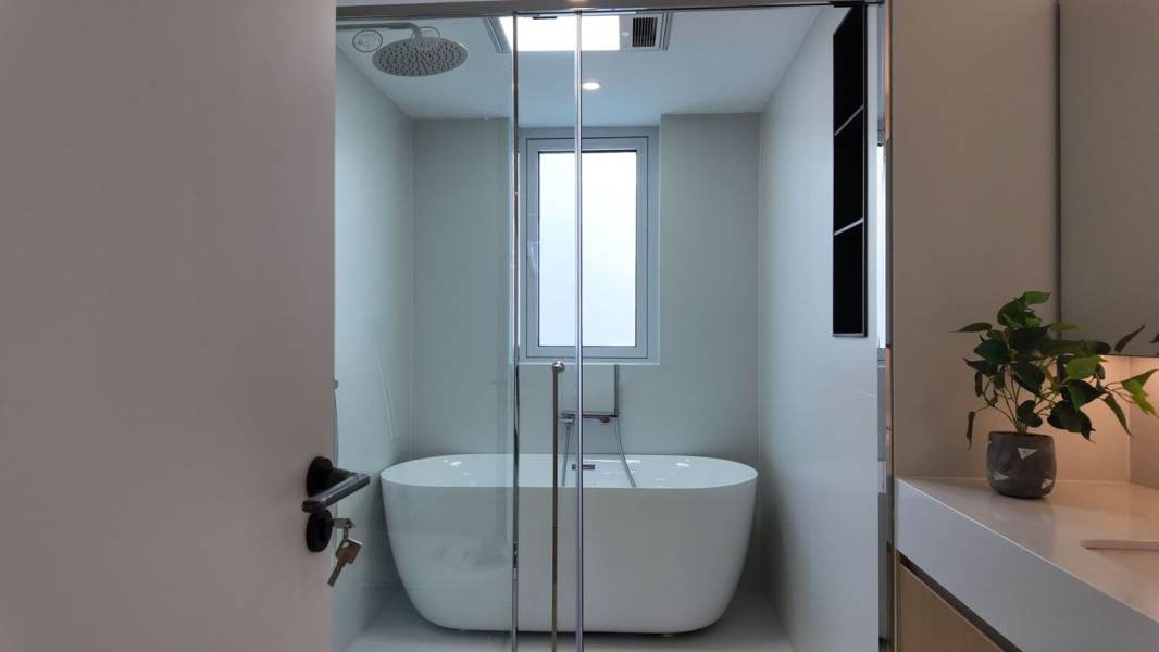 Housing image — Bathroom