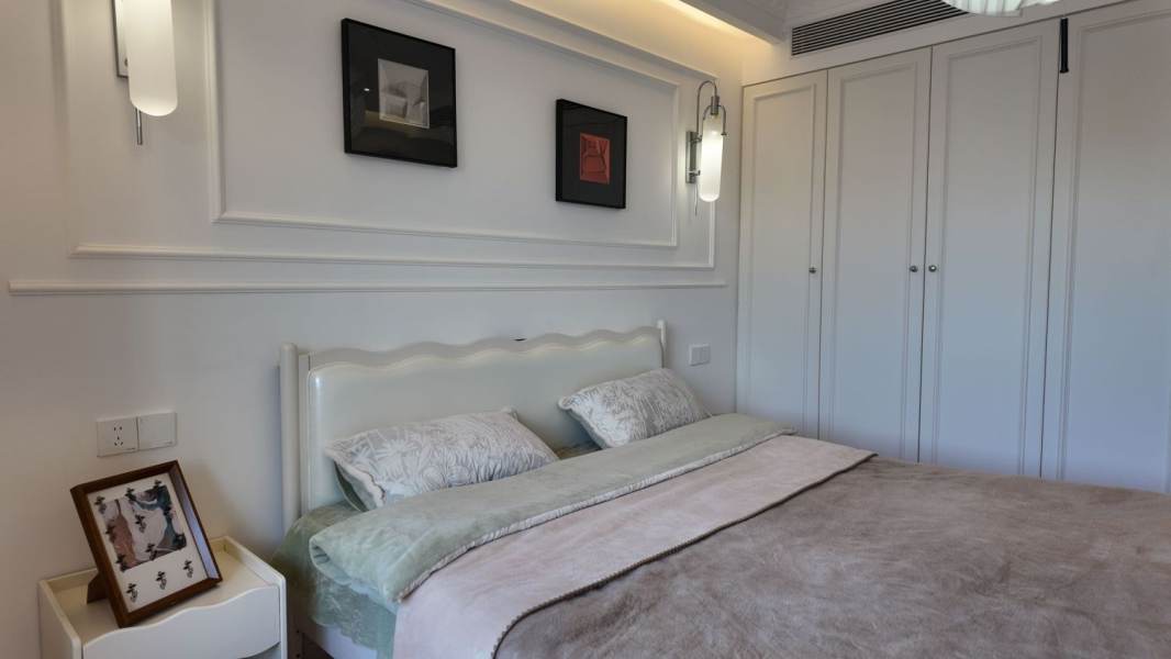 Housing image — Bedroom