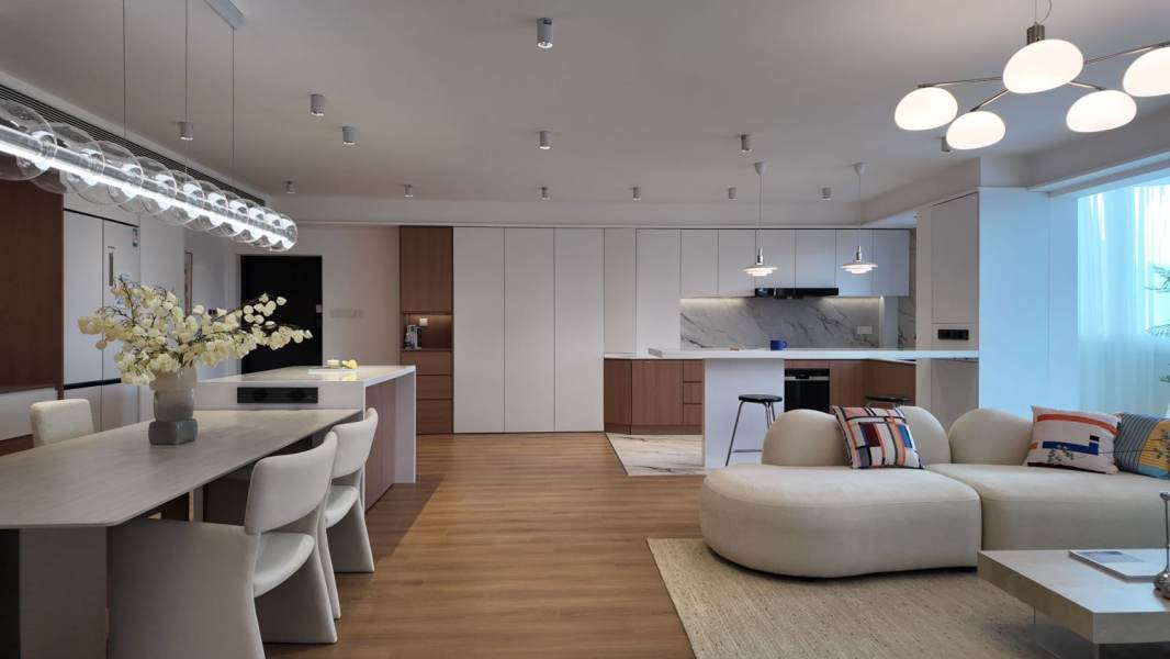 Housing image — Living Room