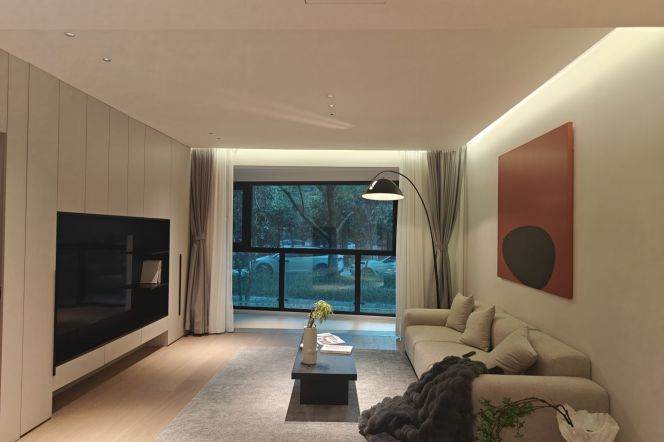 4BR Apartment at Ladoll International City with Terrace (L2/L12/L13)