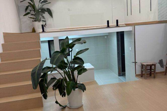 1BR Lane House in Jing'an (L2/L11)
