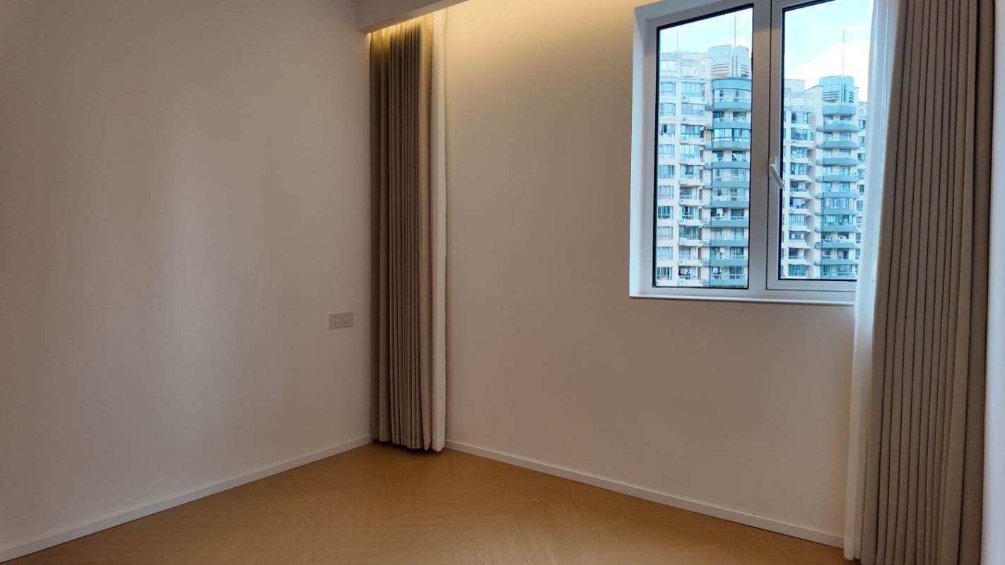 Housing image — Bedroom