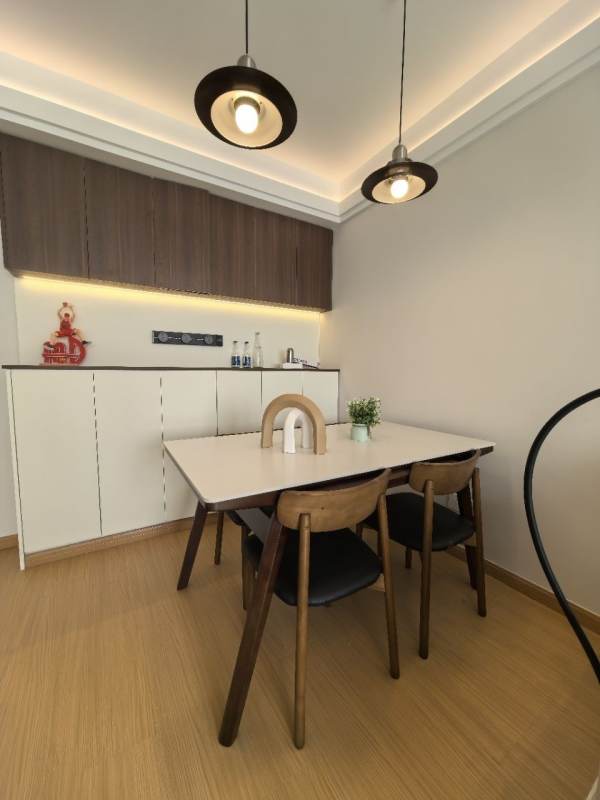 Housing image — Dining Area