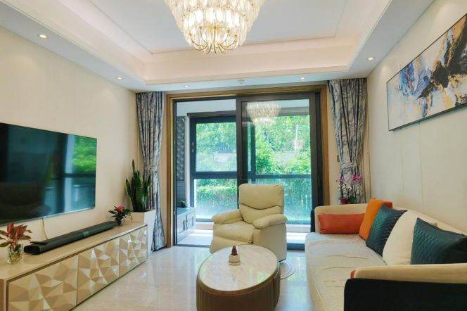 2BR Apartment near Oriental Sports Center Metro
