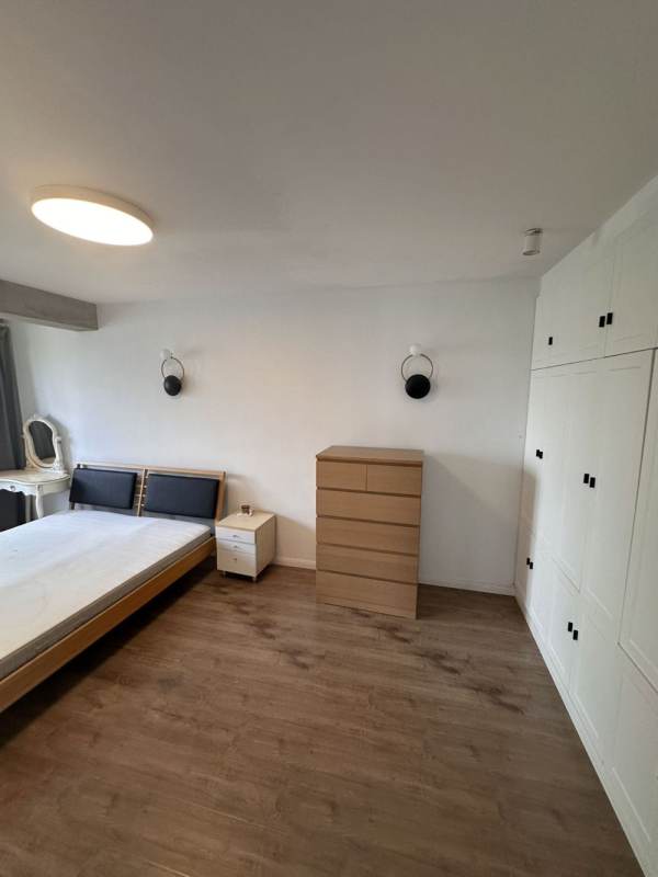 Housing image — Bedroom