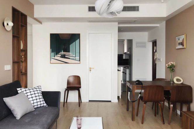 Spacious 2BR Apartment in Jing'an (L7)